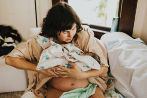 Ulla-Fast-Home-Birth-with-Unfurling-Birth-and-Midwifery-in-Portland-Oregon-and-birth-photographer-doula-Meg-Ross